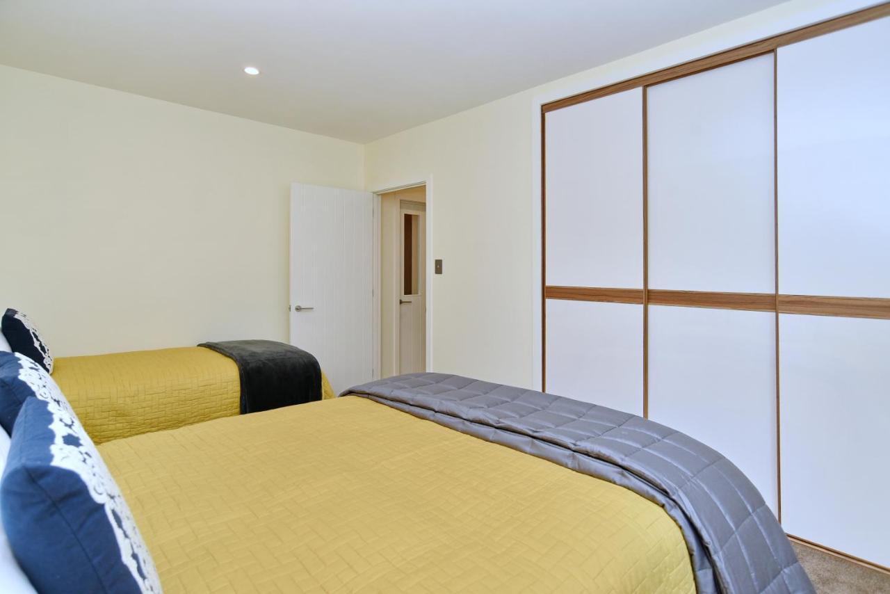 Clyde 106 - Christchurch Holiday Homes Extérieur photo