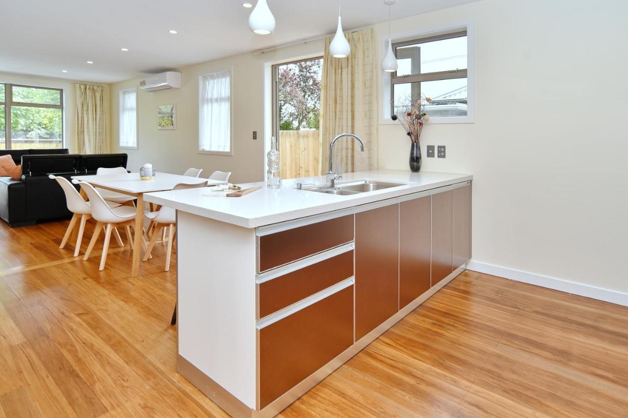Clyde 106 - Christchurch Holiday Homes Extérieur photo